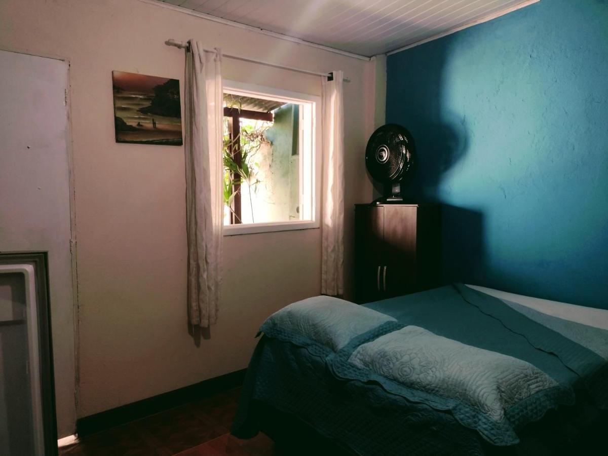 Homestay Pertinho Prahia Toninhas Ubatuba